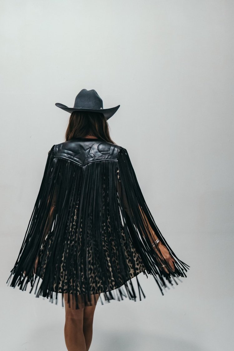 Hannah Maed Levy Desperado Cape