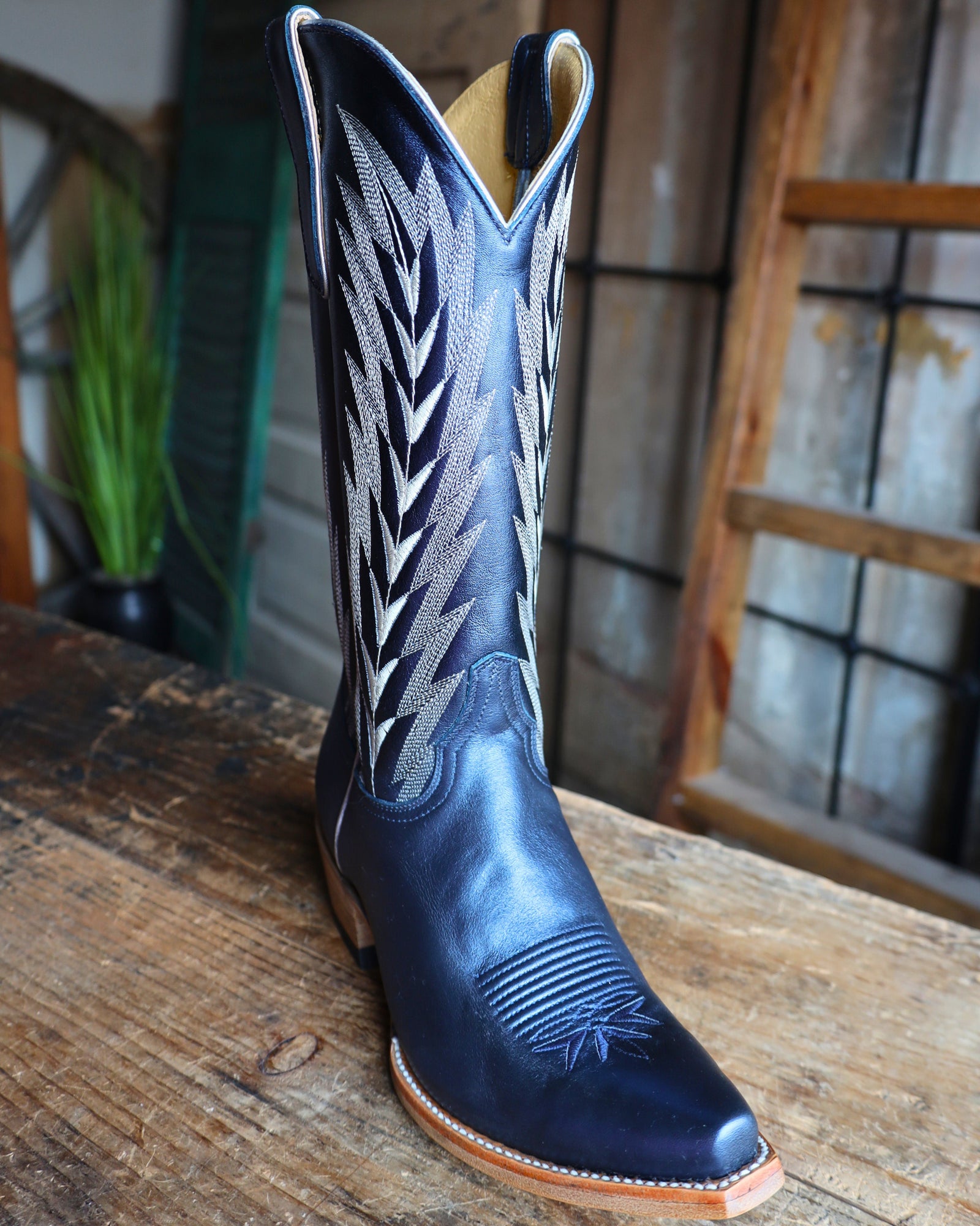 YIPPEE KI YAY BY OLD GRINGO WOMEN'S KARIMA 13