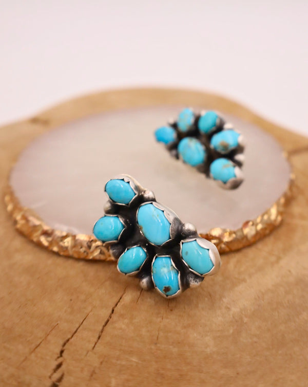 TURQUOISE HALF CLUSTER POST EARRING 
