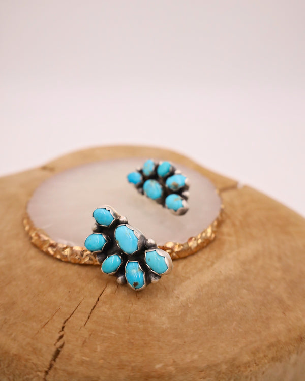 TURQUOISE HALF CLUSTER POST EARRING 