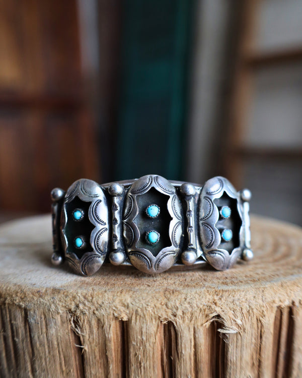 Vintage 3 Oval Starburst Small Turquoise Cuff