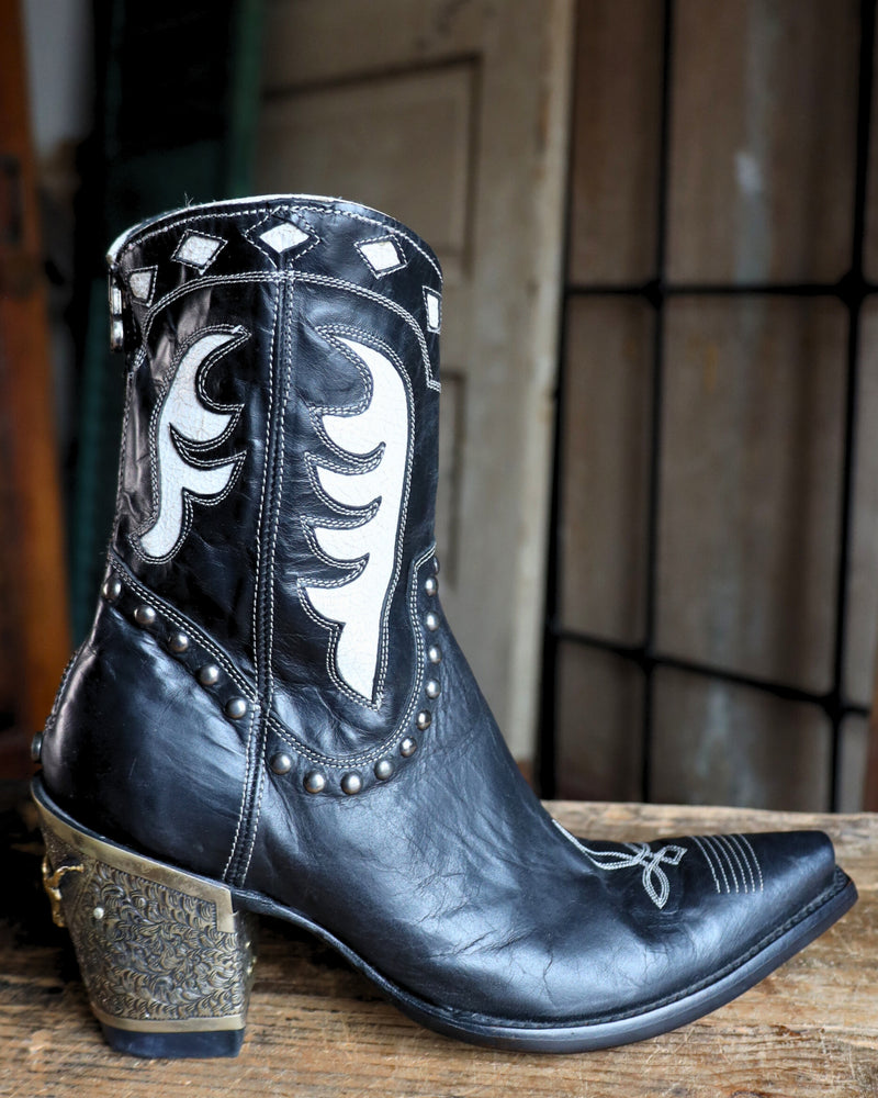 Justin silver cattleman cowboy boots best sale