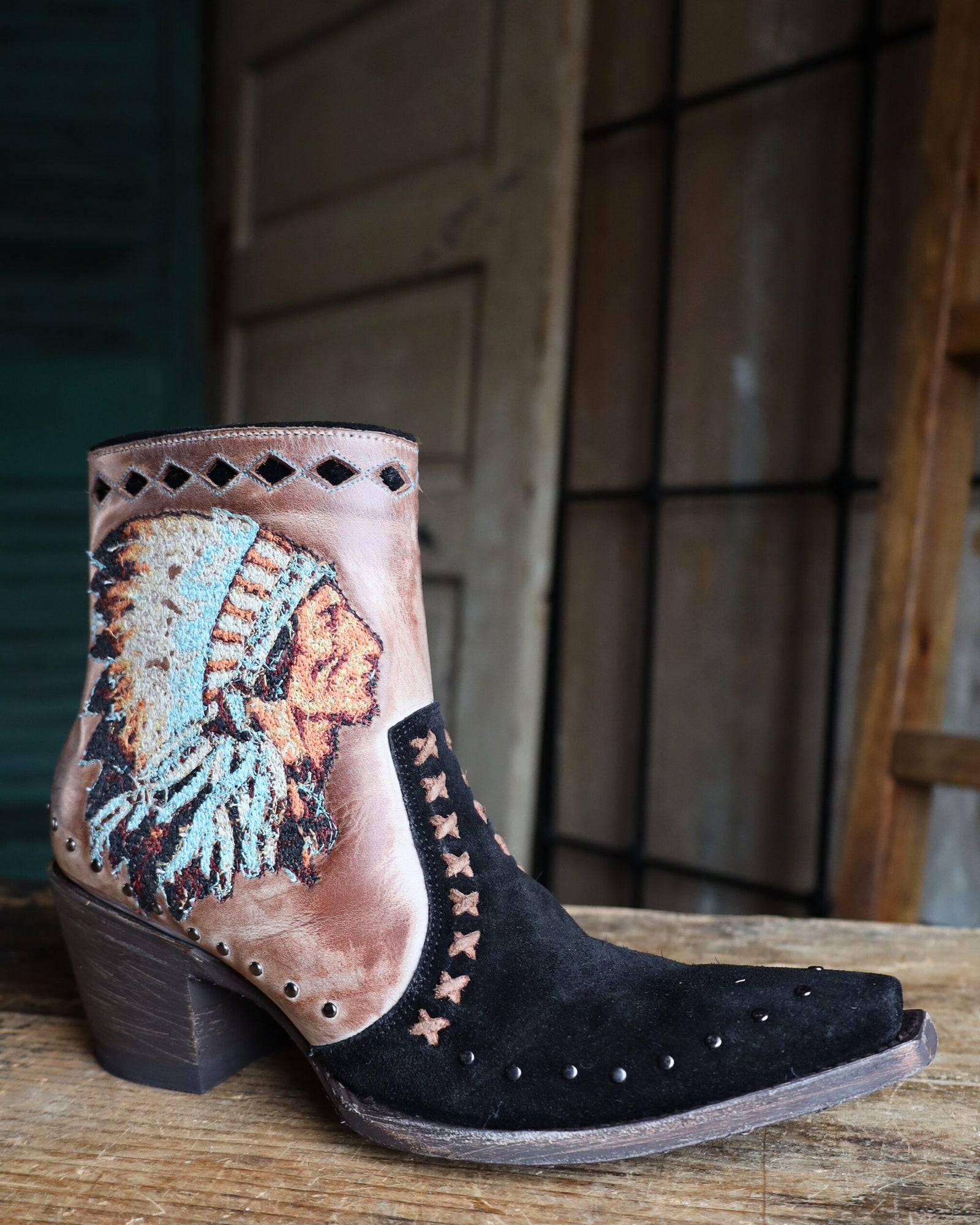 YIPPEE KI YAY BY OLD GRINGO WOMEN'S MAYBELL 6