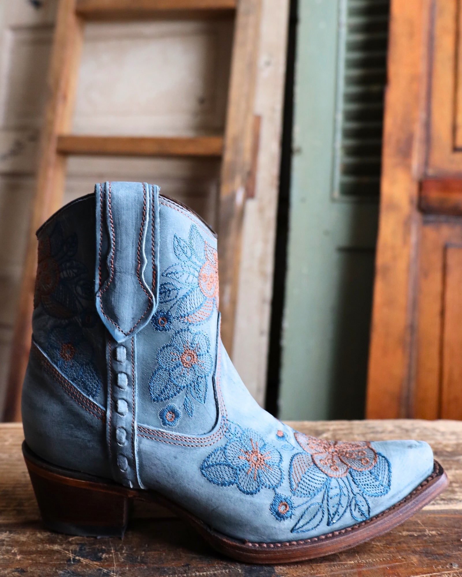 70_1230c6c2-4b65-44e3-9d42-