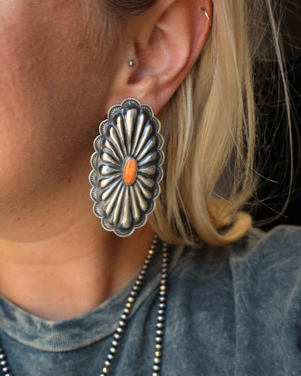 EXTRA LARGE OVAL CONCHO AND SPINY OYSTER OVAL EARRING