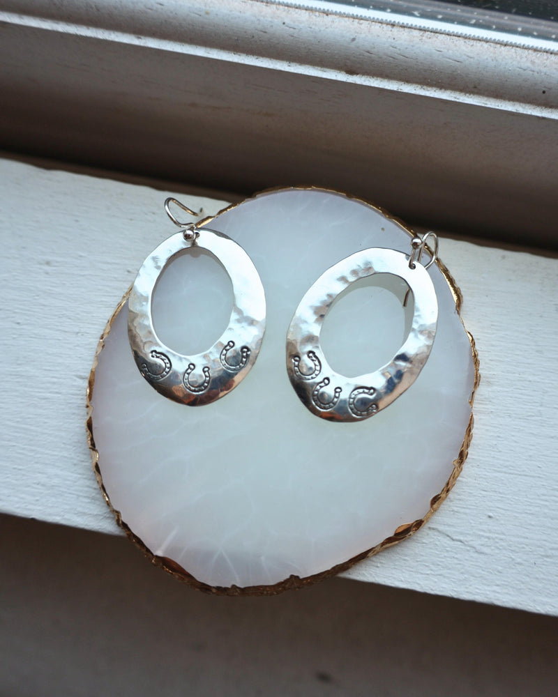 MARGARET SULLIVAN LARGE HOOP TRIPLE HORSESHOE EARRING