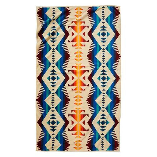 PENDLETON LOS LUNAS OVERSIZED TOWEL