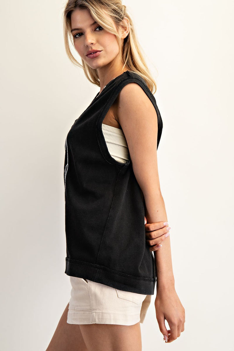 Eesome Embroidered Horseshoe Sleeveless Top