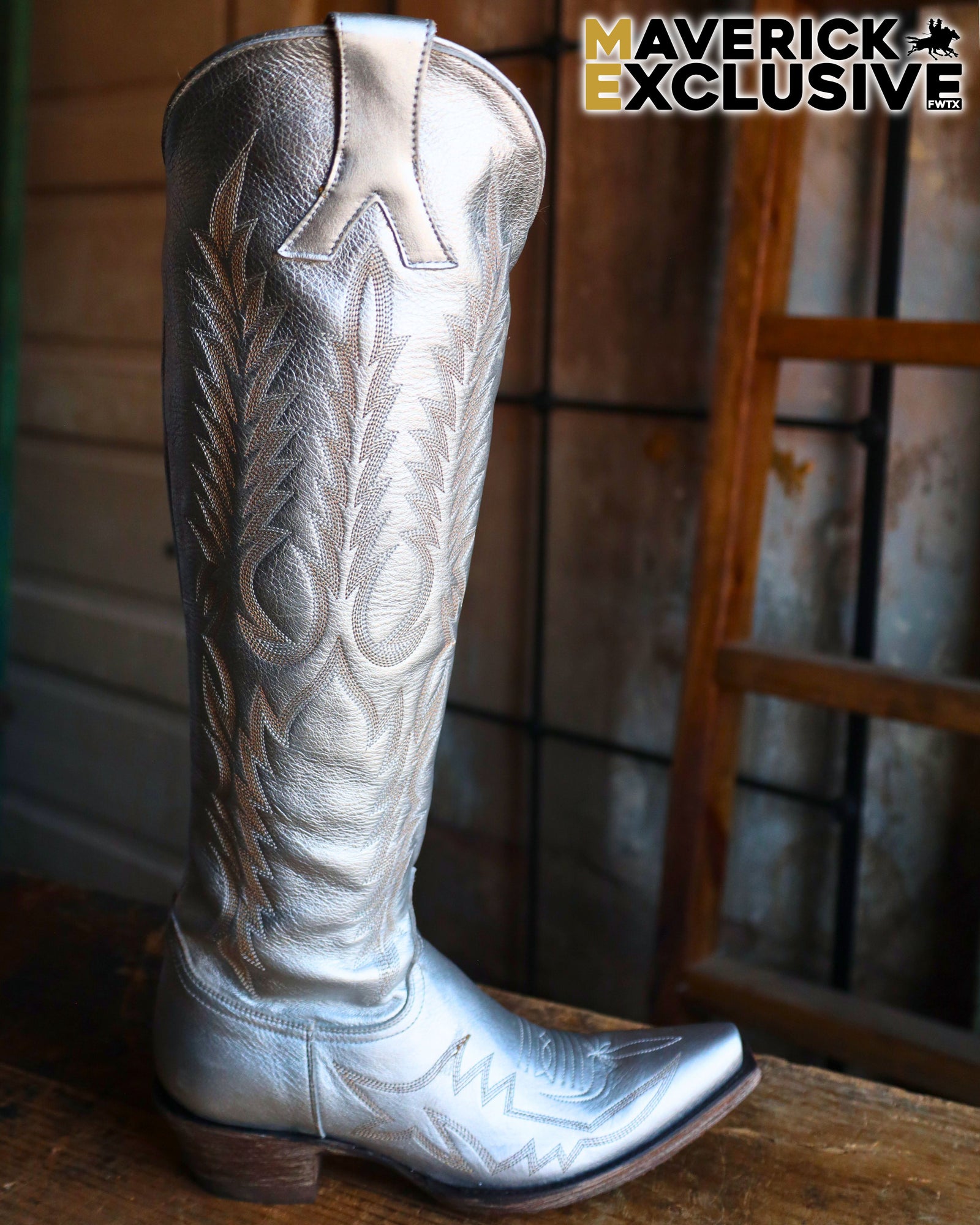 Maverick Exclusive OLD GRINGO WOMEN'S MAYRA SILVER 18