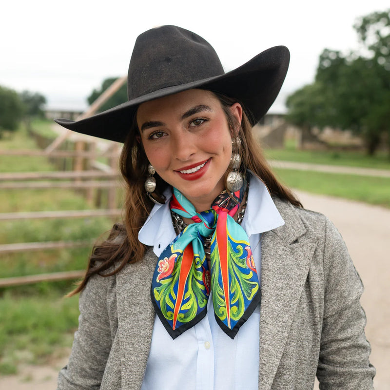 On Top of the World Shorty Scarf 