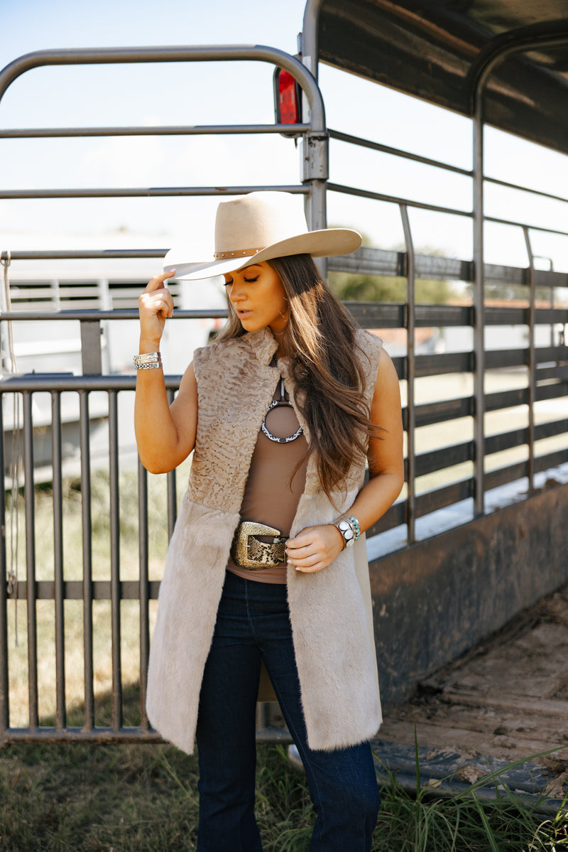 Diomi Mink 3/4 Length Vest- Irish Cream
