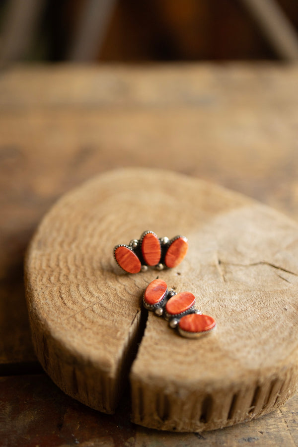 3 Ovals Red Spiny Oyster Post Earring