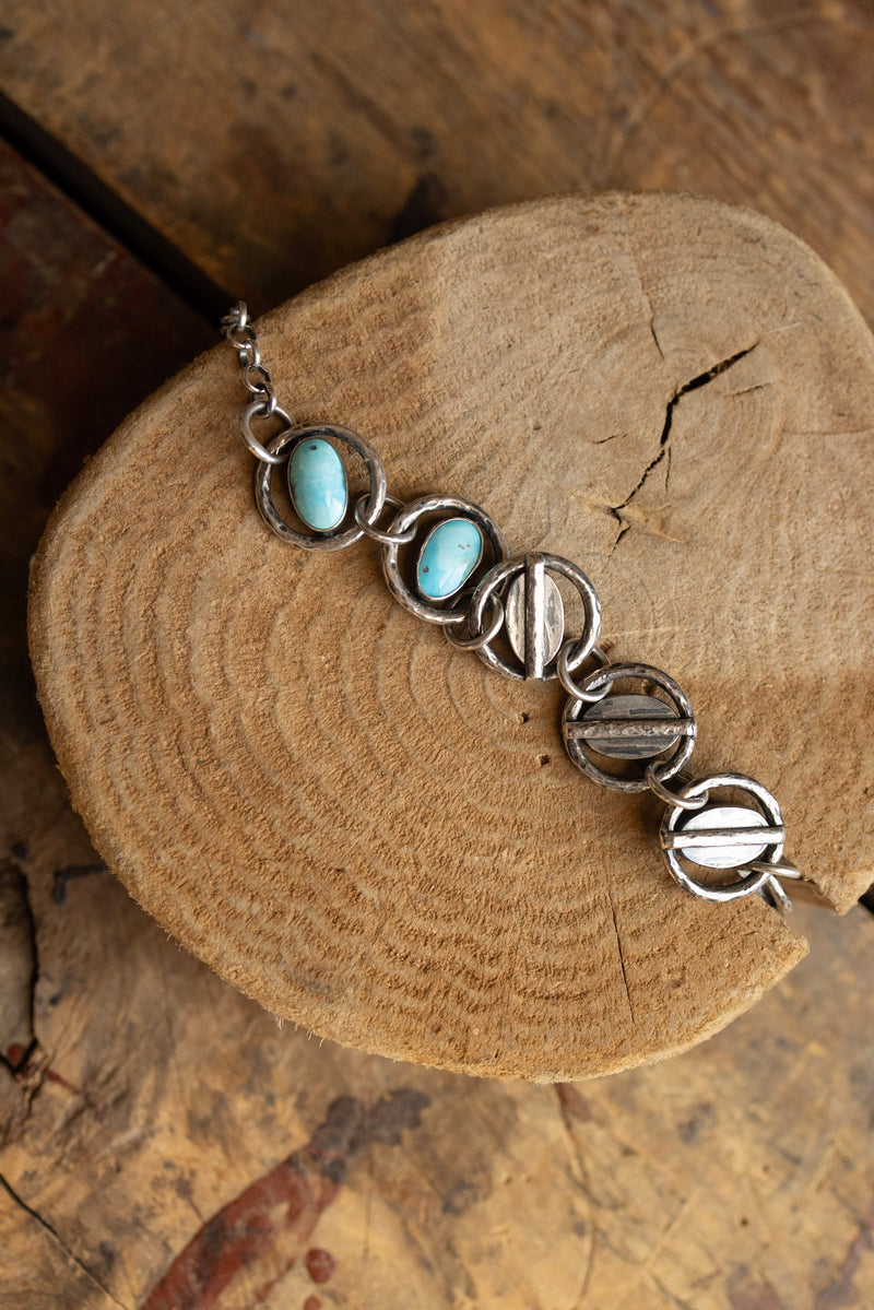 Hallett Peak Floating Turquoise Stones Bracelet 