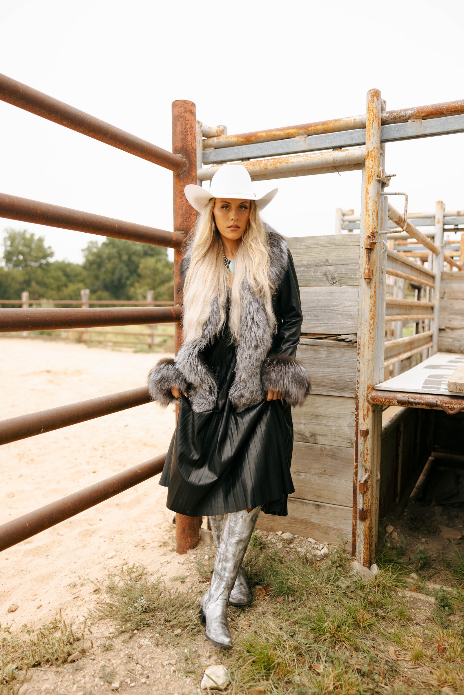 Chaarm Leather Fox Trim Jacket – Maverick Fine Western Wear