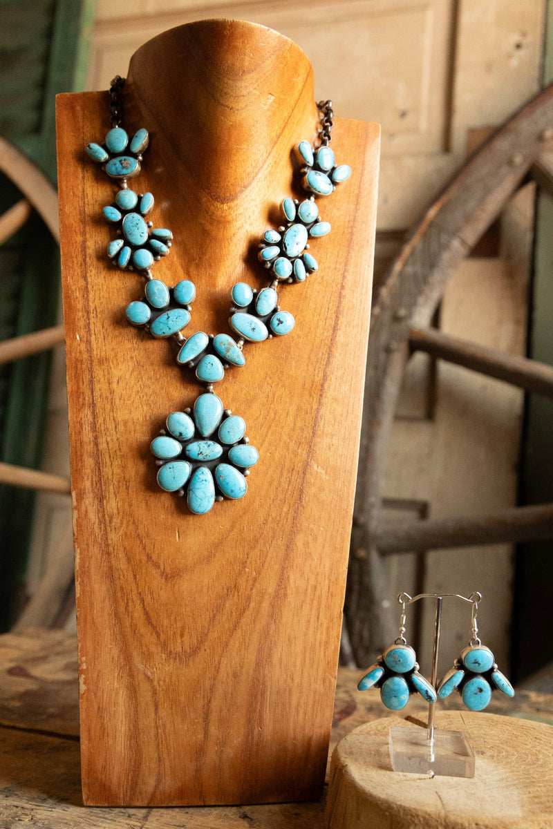 Kingman Turquoise Clusters Necklace and Earring Set
