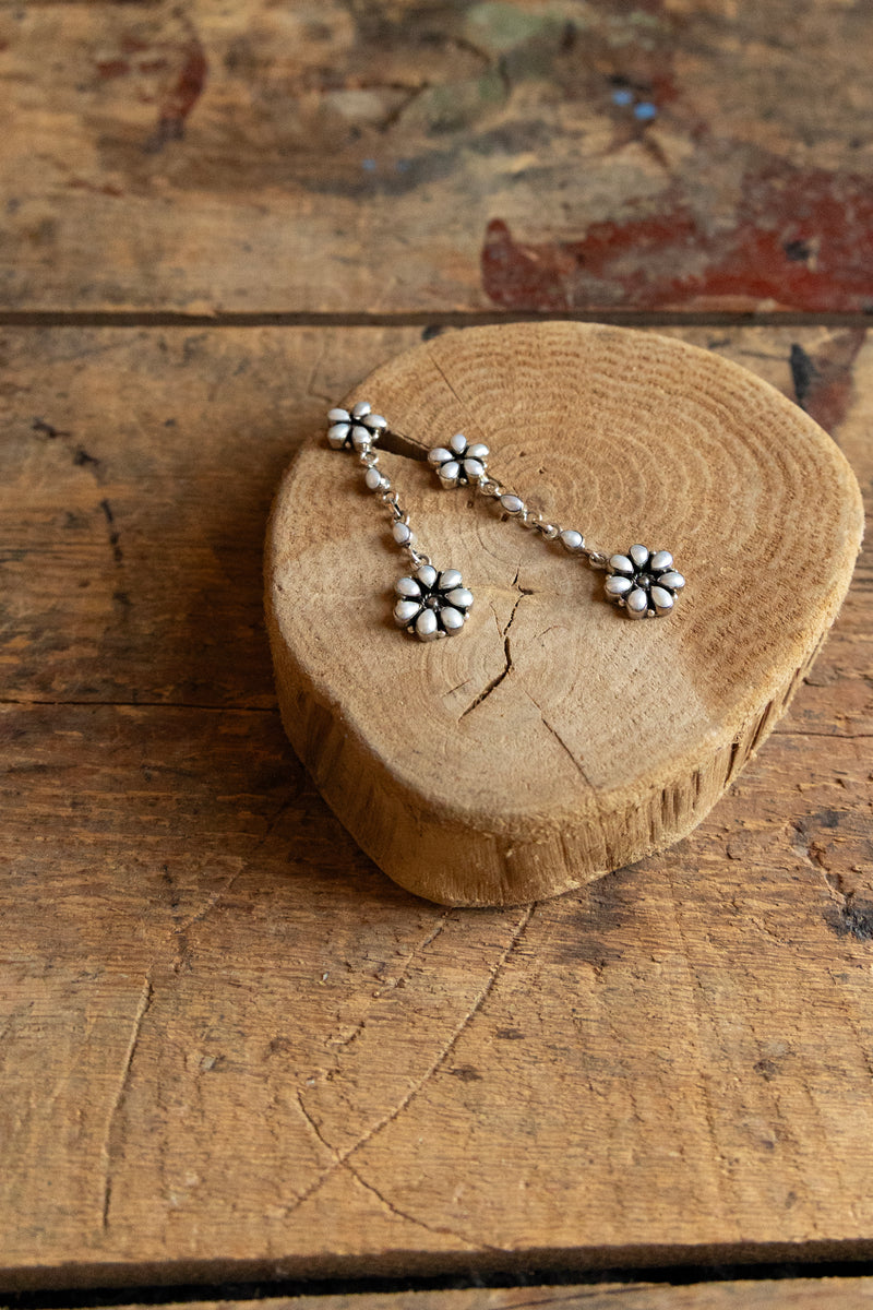 Pearl Flowers Dangle Post Earring