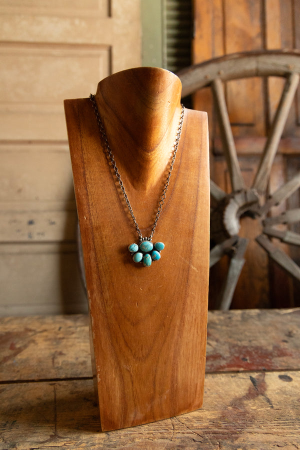 6 Turquoise Stone Cluster Necklace