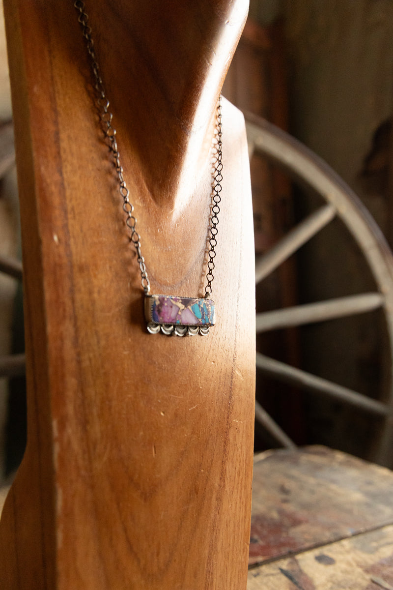 Purple Mojave Bar Scallops Necklace