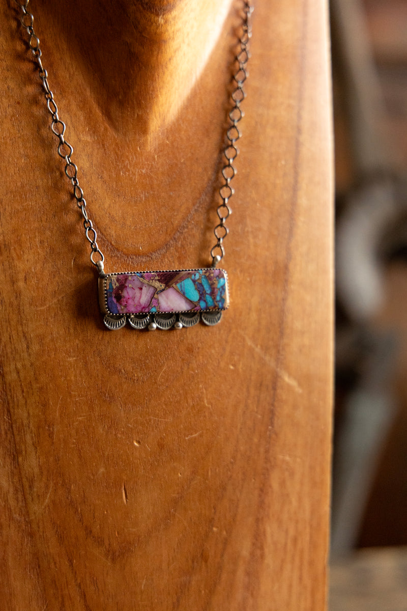 Purple Mojave Bar Scallops Necklace