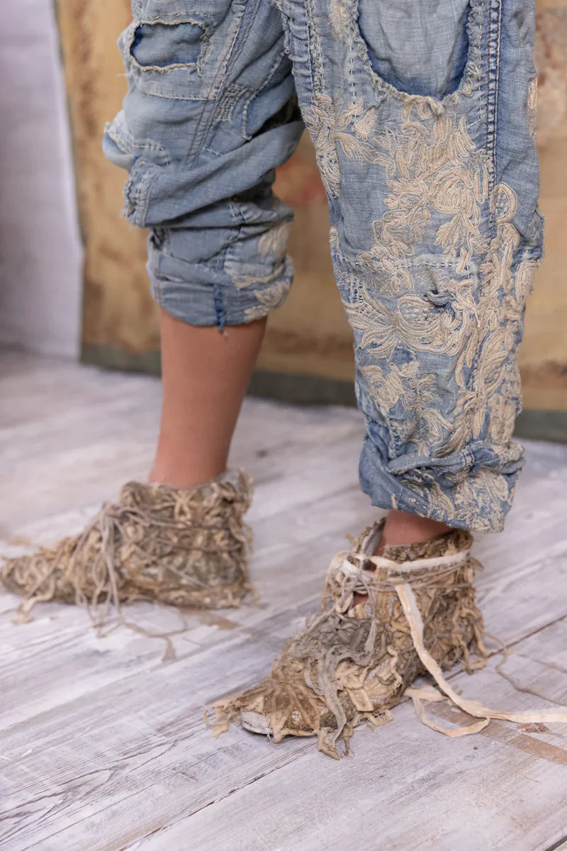 MAGNOLIA PEARL LACE EMBROIDERED MINER DENIMS – Maverick Fine Western Wear