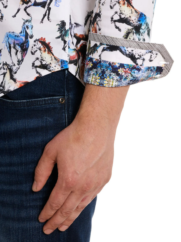 MAN WEARING LONG SLEEVE BUTTON UP SHIRT WITH MULTICOLOR HORSES ALL OVER