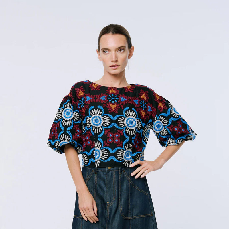 Ciebon Willa Embroidered Puff Sleeve Top