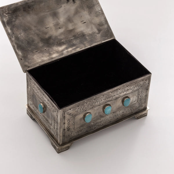 J ALEXANDER 9 STONE TURQUOISE BOX