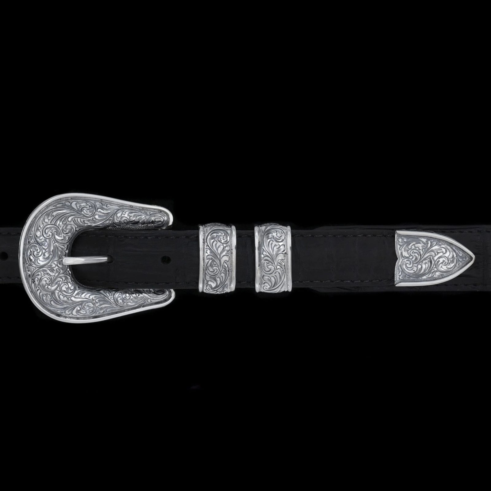 Boucles d'orelle Coeur de Vana en flgrane d'argent doré 6,5cm