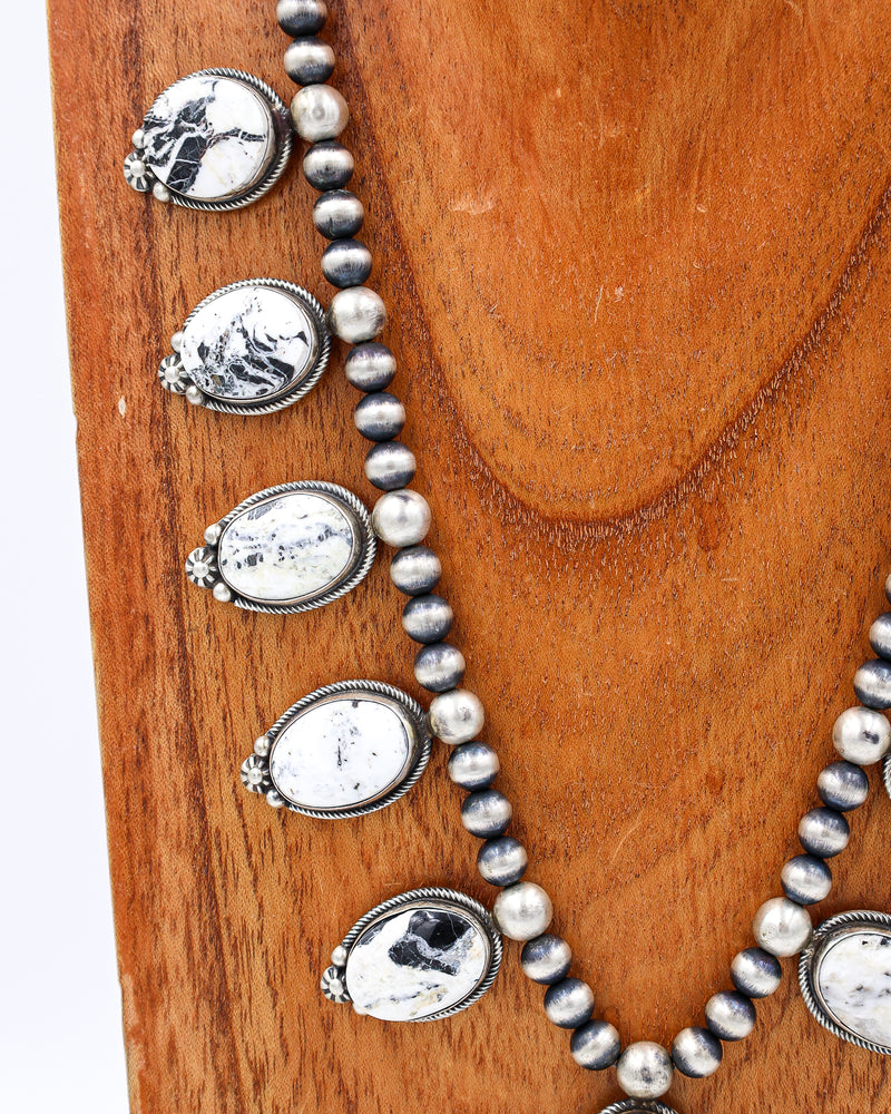 WHITE BUFFALO WITH NAVAJO PEARLS EARRING AND NECKLACE SET