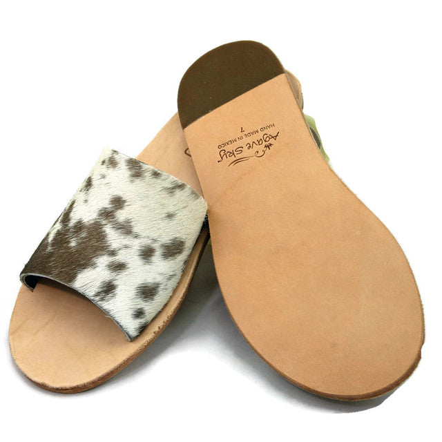 AGAVE SKY COWHIDE SLIDE SANDAL- CHOCOLATE